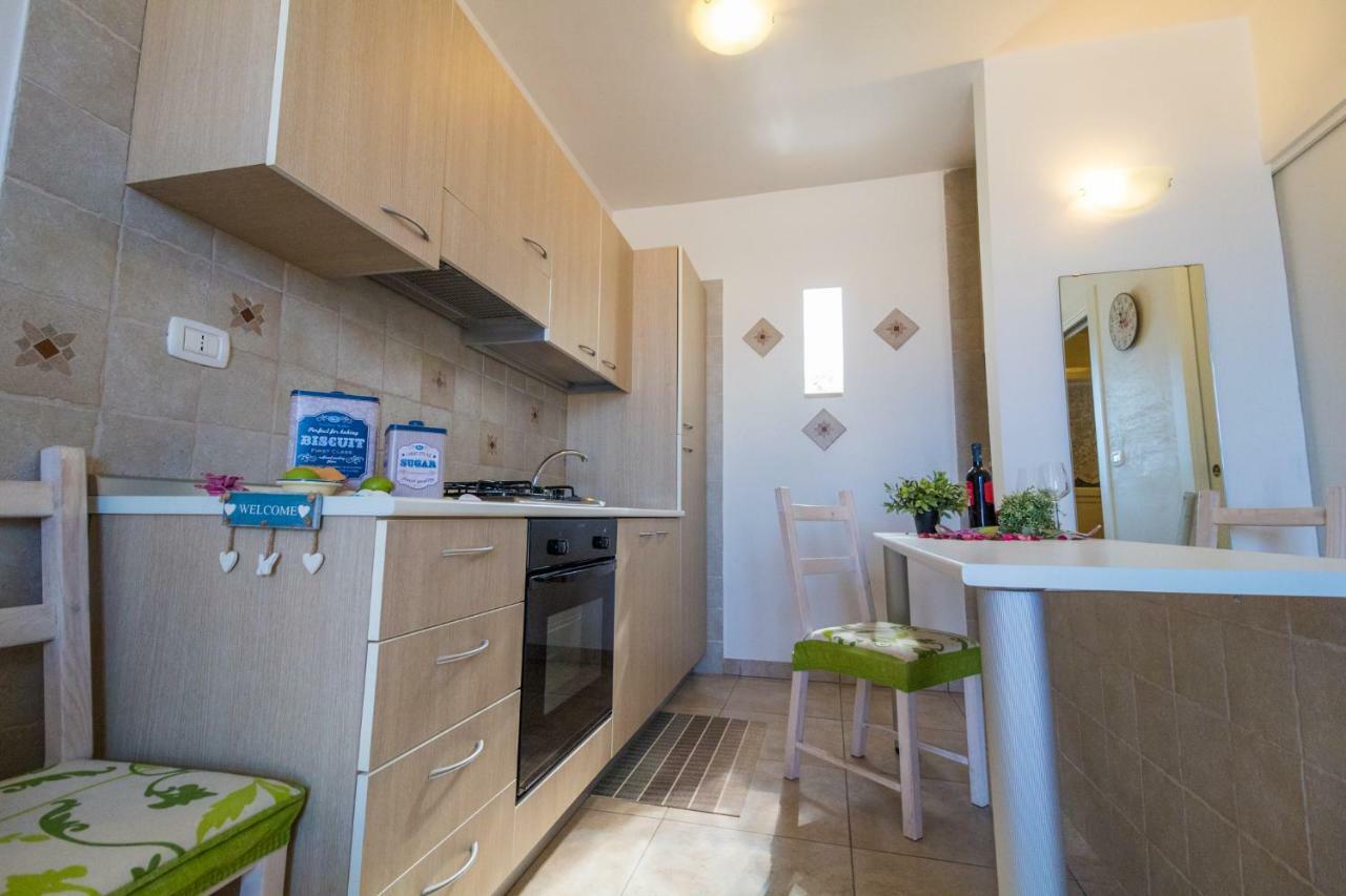 Villa Maggi Maurizia Torre Santa Sabina Exteriör bild