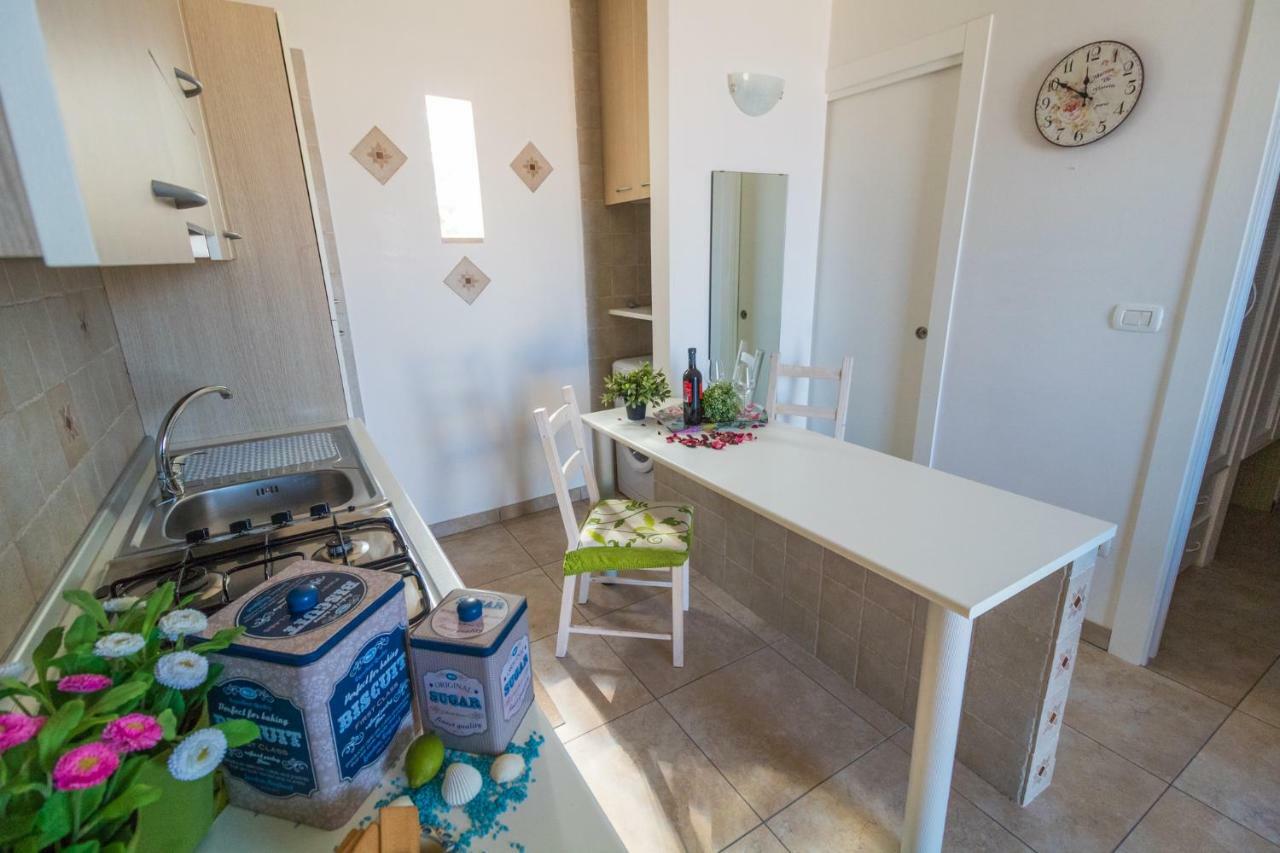 Villa Maggi Maurizia Torre Santa Sabina Exteriör bild